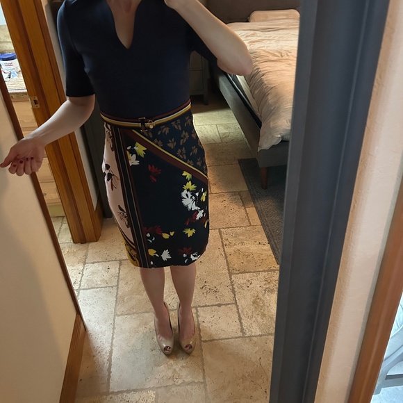 Ted Baker Dresses & Skirts - Ted Baker Gorgeous Dress